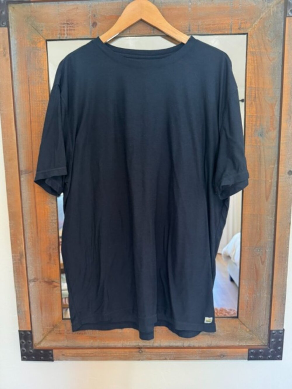 Vuori Strato Tech Tee (XXL) - Navy Blue